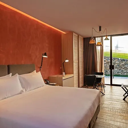 Hotel Vistaterra Parella